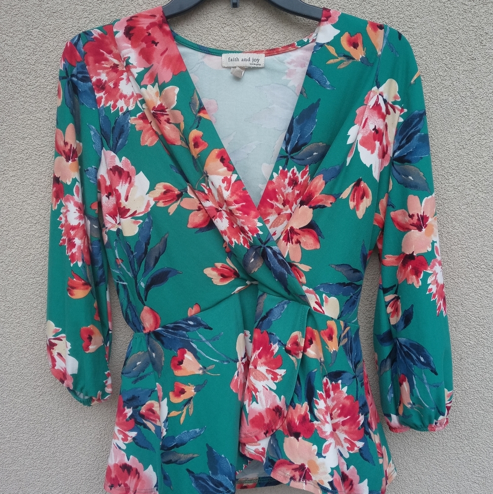 Faith & Joy Mid Sleeve Floral Blouse